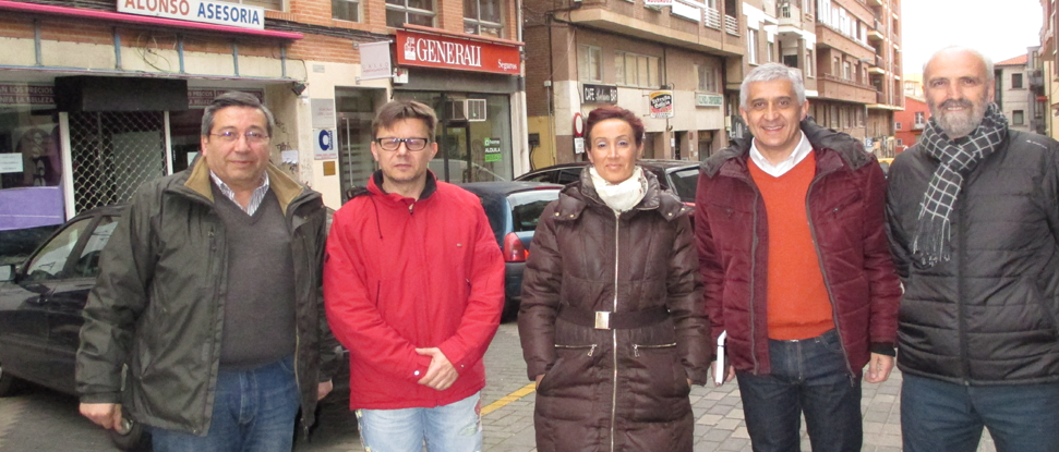 Encuentro de Jos&eacute; Luis G&oacute;mez con la Asociaci&oacute;n de Comerciantes Calle El Riego-Feria