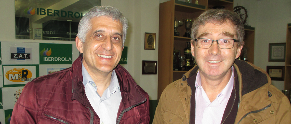 <div><strong>Jos&eacute; Luis G&oacute;mez visita el Centro de Pirag&uuml;ismo de Amigos del Remo</strong></div>