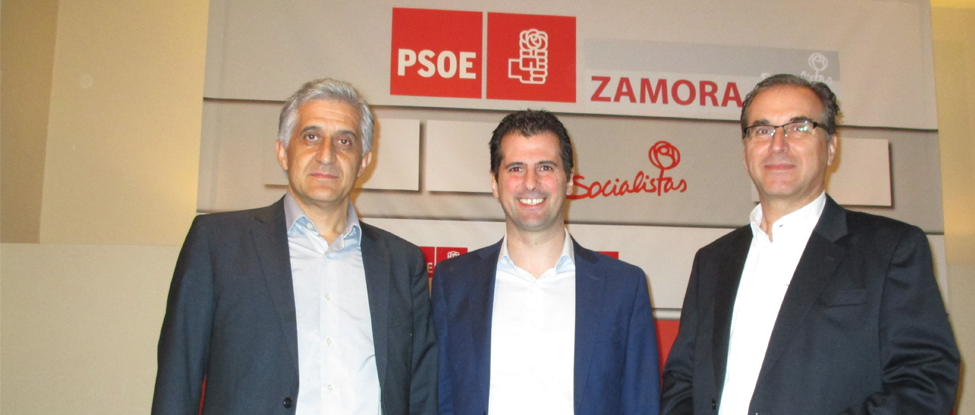 <div>Luis Tudanca y Patxi L&oacute;pez en el Foro &ldquo;Regeneraci&oacute;n Democr&aacute;tica, Derechos y Libertades&rdquo; ma&ntilde;ana S&aacute;bado en Zamora</div><div><br /></div>