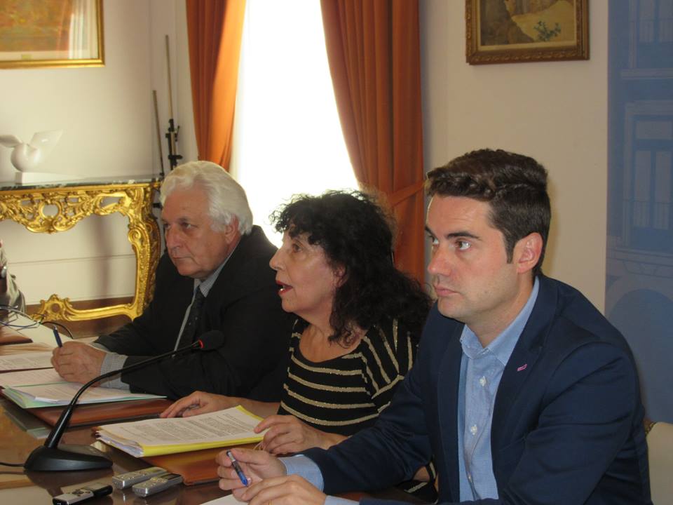 <strong>El Concejal socialista de Recaudaci&oacute;n y Rentas Jos&eacute; Carlos Calzada presenta el Calendario Fiscal del Contribuyente para 2016&nbsp;</strong>