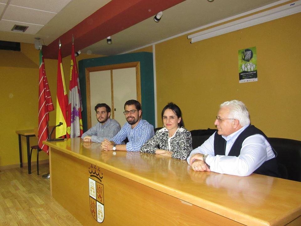 <strong>La Concejala de Juventud Soraya Merino da la bienvenida a Zamora a los participantes en el Foro Joven sobre Empleo</strong>