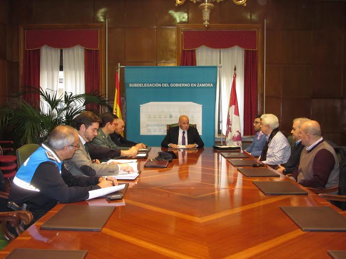 <strong>Reuni&oacute;n institucional y de las fuerzas de seguridad sobre el pol&iacute;gono industrial de Los Llanos</strong>