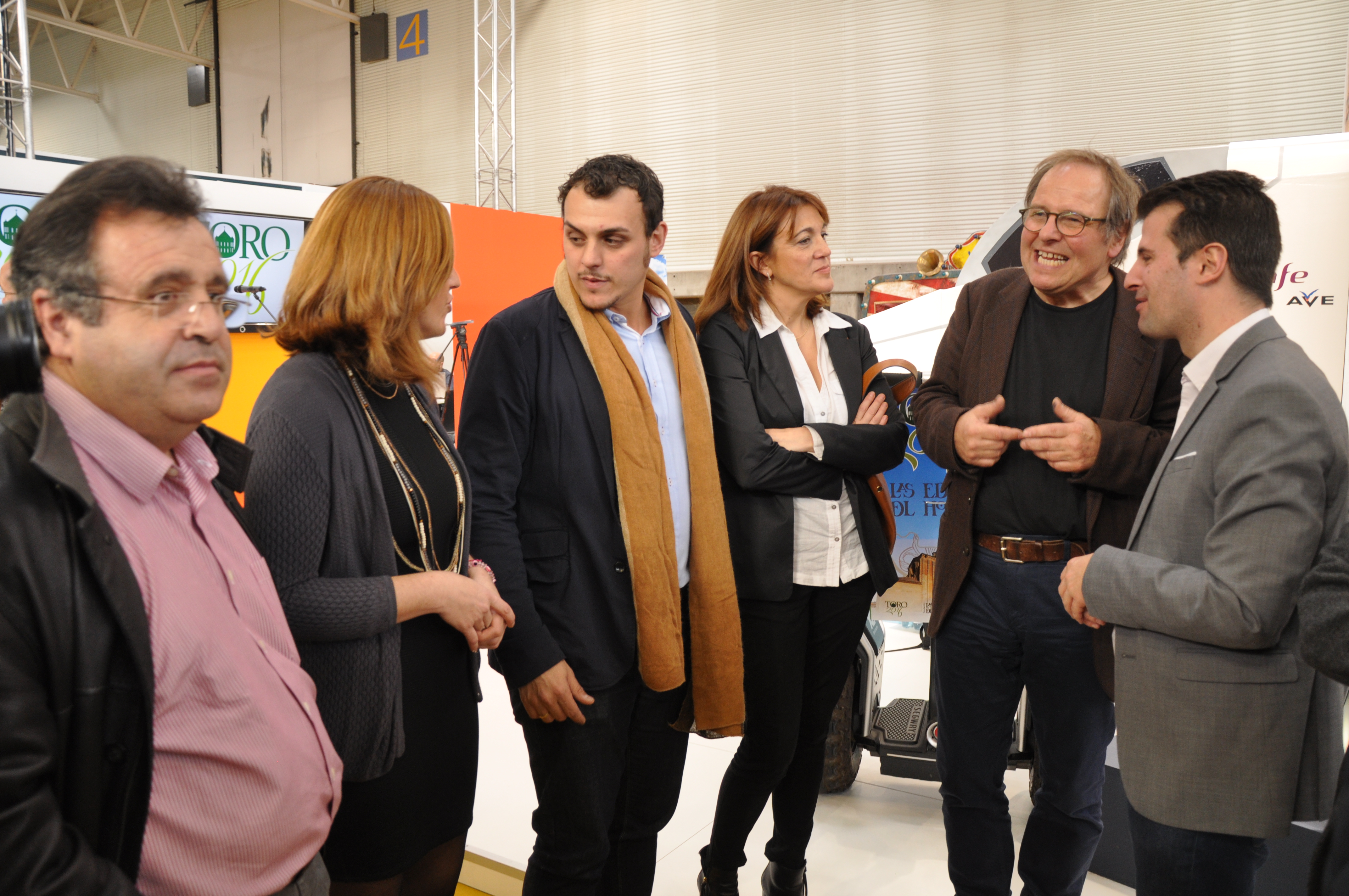 <div><strong>El PSOE denuncia la ausencia del Centro del Lobo Ib&eacute;rico de Robledo de Sanabria en el stand de la Junta de Castilla y Le&oacute;n en INTUR</strong></div>
