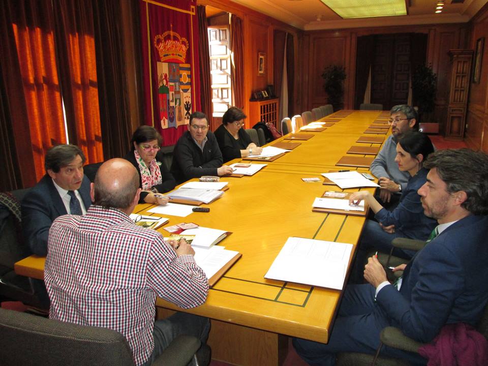 <div><strong>La Concejala Soraya Merino en la reuni&oacute;n de la Junta Rectora del &nbsp;Consorcio de la UNED de Zamora hoy Jueves</strong></div>