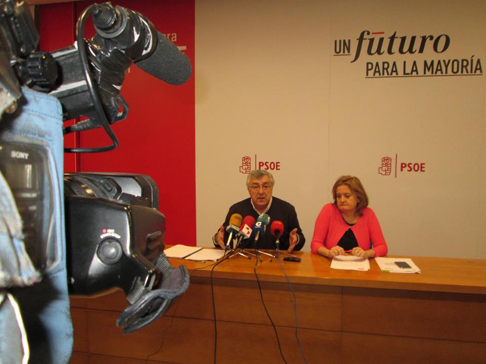 <div><strong>Jos&eacute; Fern&aacute;ndez: &ldquo;La Diputaci&oacute;n de Zamora presidida por Ma&iacute;llo ha abandonado a los pueblos&rdquo;</strong></div>