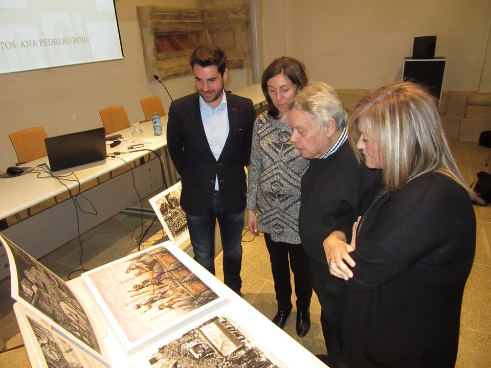 <strong>El Ayuntamiento de Zamora en la presentaci&oacute;n de la Carpeta &ldquo;La Semana Santa en mis dibujos&rdquo; del pintor Antonio Pedrero</strong>