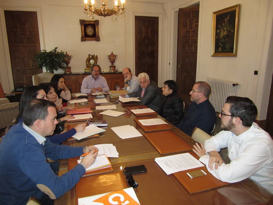 <strong>El Concejal Jos&eacute; Carlos Calzada en la reuni&oacute;n del Patronato la Fundaci&oacute;n Baltasar Lobo hoy Lunes</strong>