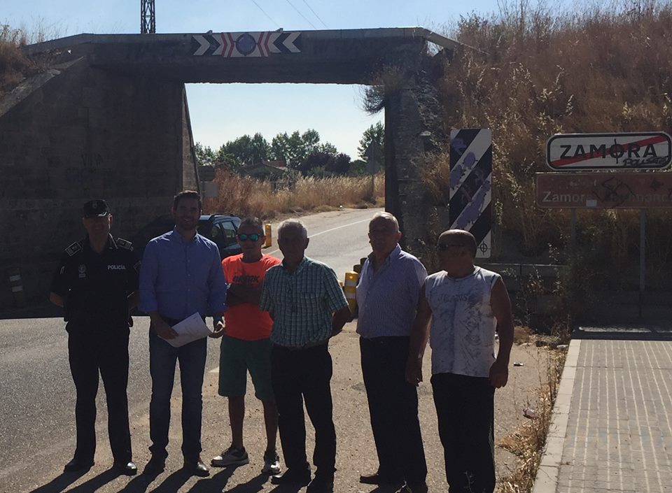 <strong>El Ayuntamiento de Zamora requiere a ADIF para que acometa las obras de ensanchamiento del paso de la antigua v&iacute;a de ferrocarril en el Barrio de Pinilla</strong>