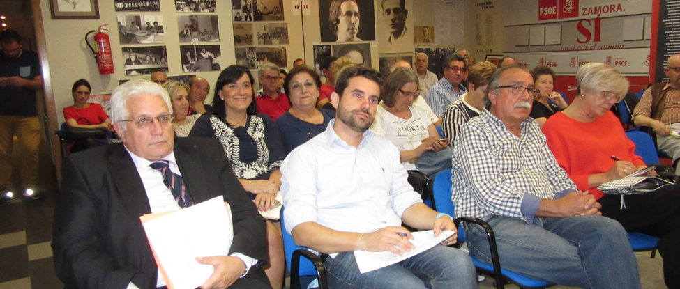 <strong>Los militantes socialistas de la Agrupaci&oacute;n Local de Zamora muestran su apoyo un&aacute;nime a Pedro S&aacute;nchez y reclaman unidad en el PSOE</strong>