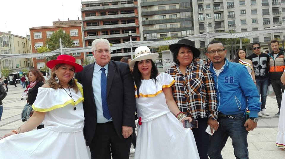 <strong>I Jornada Intercultural Latinoamericana en el Parque de La Marina, hoy Mi&eacute;rcoles 12 de Octubre</strong>