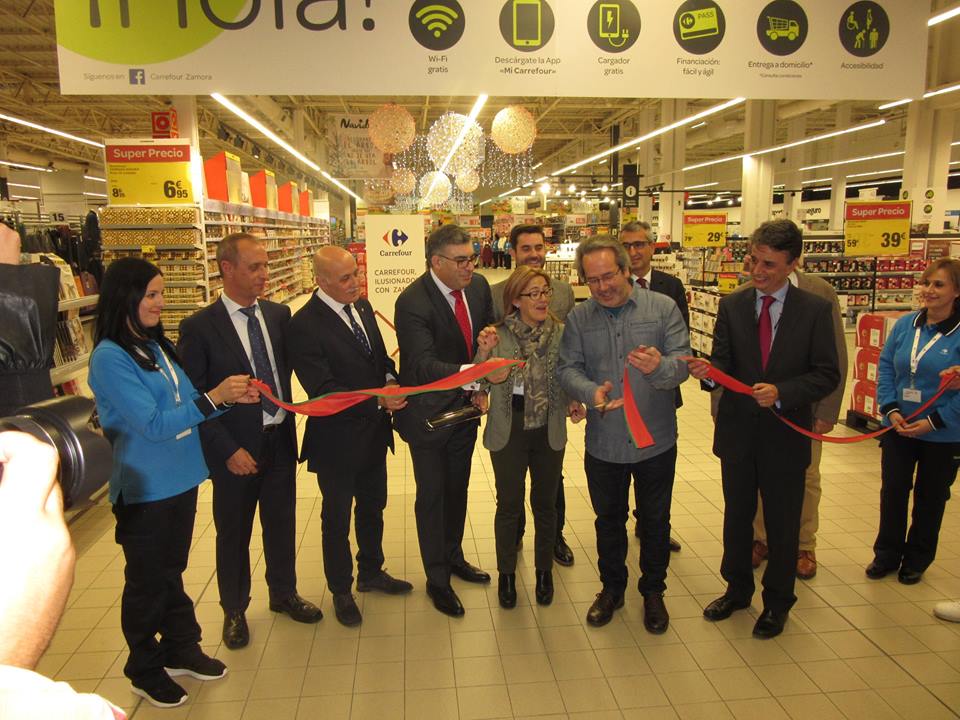 <div><strong>El Ayuntamiento de Zamora en la inauguración del nuevo hipermercado Carrefour hoy Lunes </strong></div><div><br /></div>