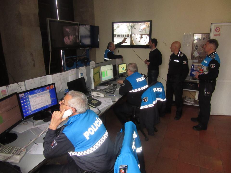 <div><strong>El Ayuntamiento de Zamora instala 10 nuevas cámaras para el control del Tráfico y la Seguridad Ciudadana</strong></div>