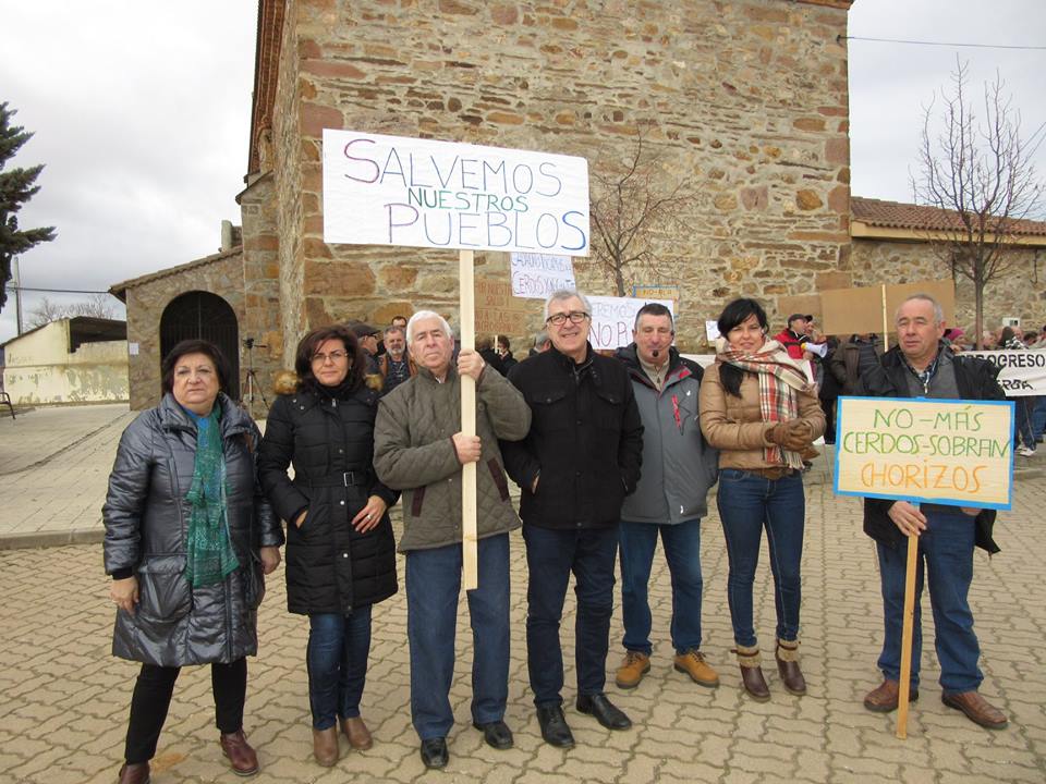 <strong>El PSOE de Zamora en la concentraci&oacute;n ciudadana de Pozuelo de T&aacute;bara contra las macrogranjas de porcino, hoy Domingo</strong>