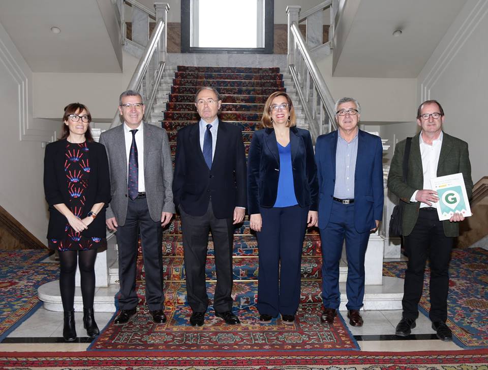 <div><strong>EsMonta&ntilde;as presenta en el Senado la&nbsp; &ldquo;Gu&iacute;a para la gobernanza de las monta&ntilde;as&rdquo;</strong></div>