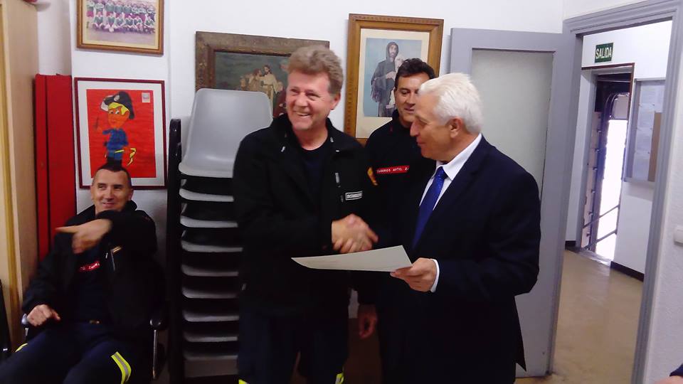<strong>Entrega de diplomas a los Bomberos participantes en el curso sobre manejo de fauna silvestre</strong>