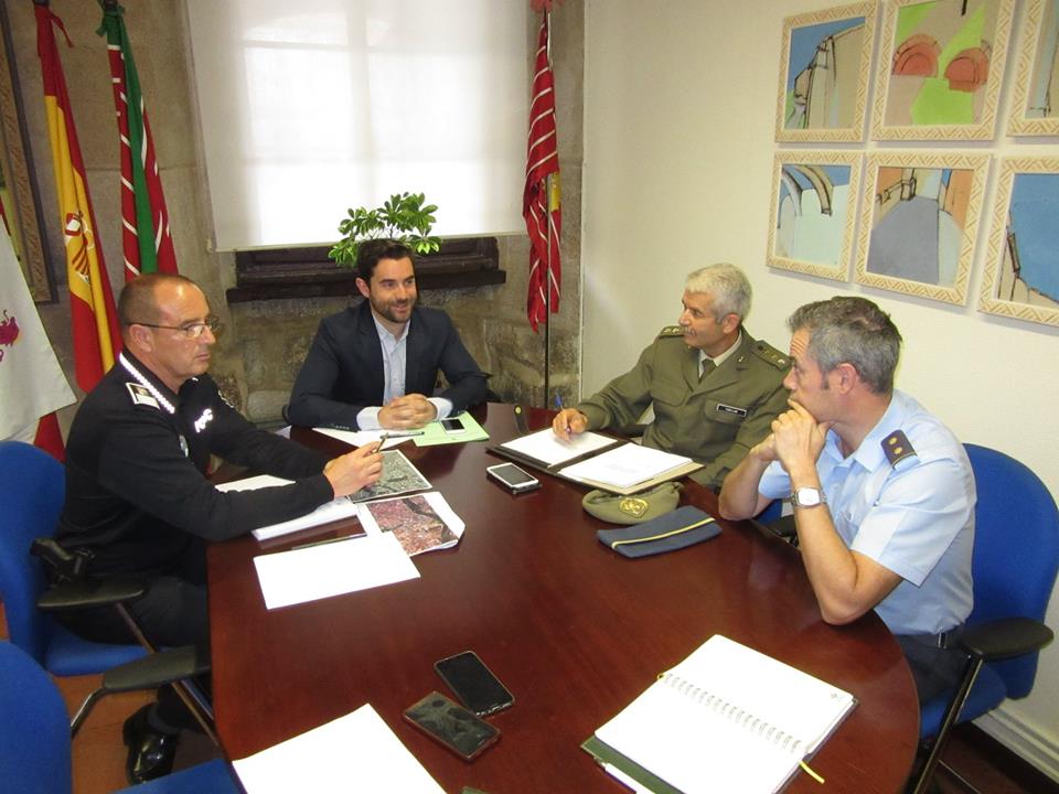 <div><strong>La Patrulla Acrobática Paracaidista del Ejército del Aire en Zamora el Sábado 30 de Junio</strong></div>