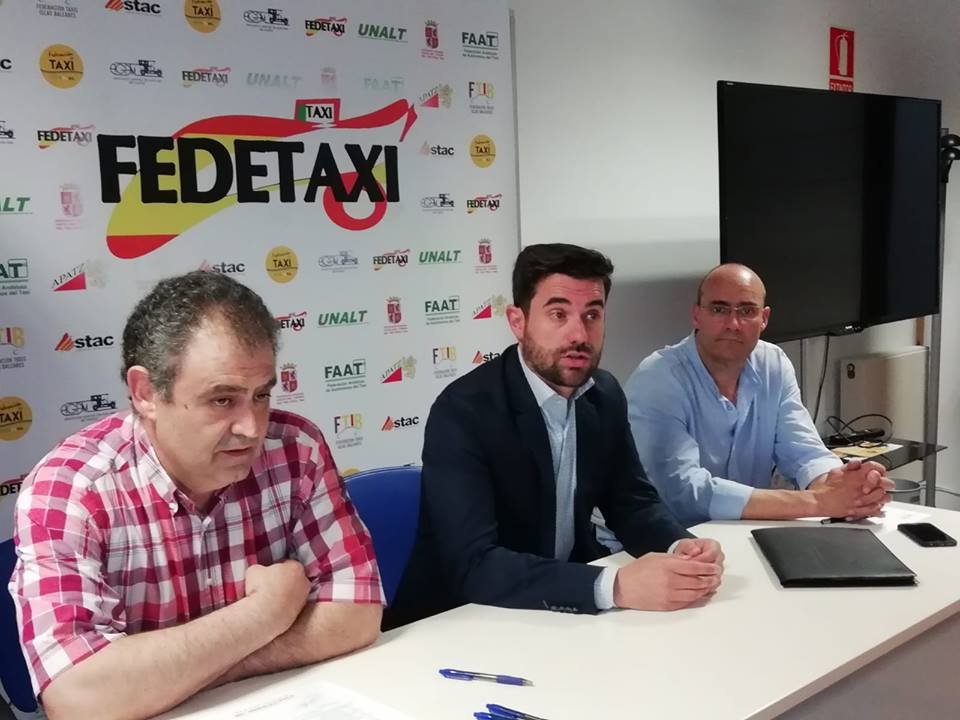 <strong>Antidio Fag&uacute;ndez pone en valor al colectivo profesional del Taxi como &ldquo;servicio p&uacute;blico de viajeros 24 horas al d&iacute;a 365 d&iacute;as al a&ntilde;o&rdquo;</strong>