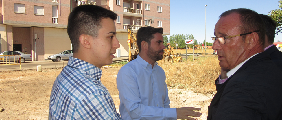 <strong>El 1er Teniente Alcalde Antidio Fag&uacute;ndez visita a las obras de la Avenida de Galicia, en San Jos&eacute; Obrero</strong>