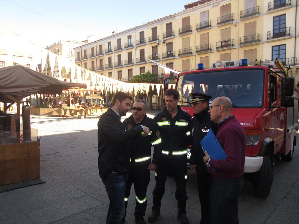 <strong>La Concejalía de Seguridad Ciudadana supervisa la puesta a punto del Mercado Medieval 2018</strong> <strong>La Concejalía de Seguridad Ciudadana supervisa la puesta a punto del Mercado Medieval 2018</strong>