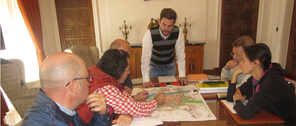 <div><strong>Concejal&iacute;a de Movilidad y BiciZamora dise&ntilde;an ya los siguientes tramos de Carril Bici urbano</strong></div>