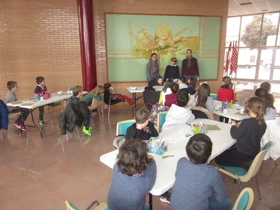 <strong>La Concejala de Igualdad Adoración Martín visita el Taller Infantil “Cities in Christmas” en la Ciudad Deportiva </strong> <strong>La Concejala de Igualdad Adoración Martín visita el Taller Infantil “Cities in Christmas” en la Ciudad Deportiva </strong>