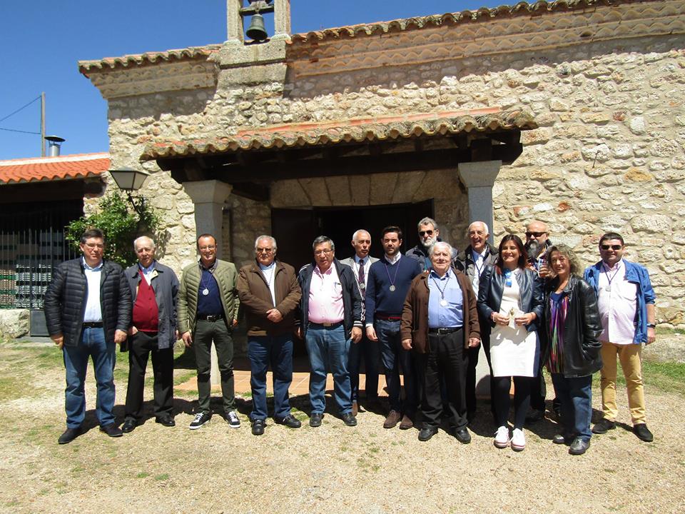 <strong>El Cristo de Valderrey luce nueva imagen este año tras el asfaltado de la carretera y el nuevo Campo de Golf</strong> <strong>El Cristo de Valderrey luce nueva imagen este año tras el asfaltado de la carretera y el nuevo Campo de Golf</strong>