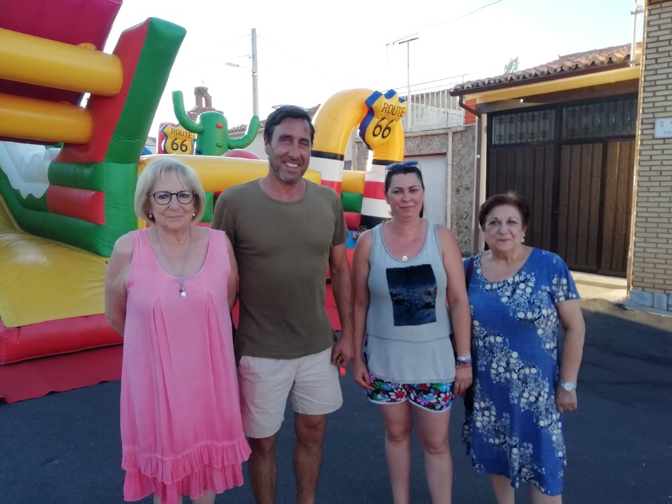 <strong>Representantes del PSOE de Zamora en las Fiestas del Barrio de Carrascal</strong>