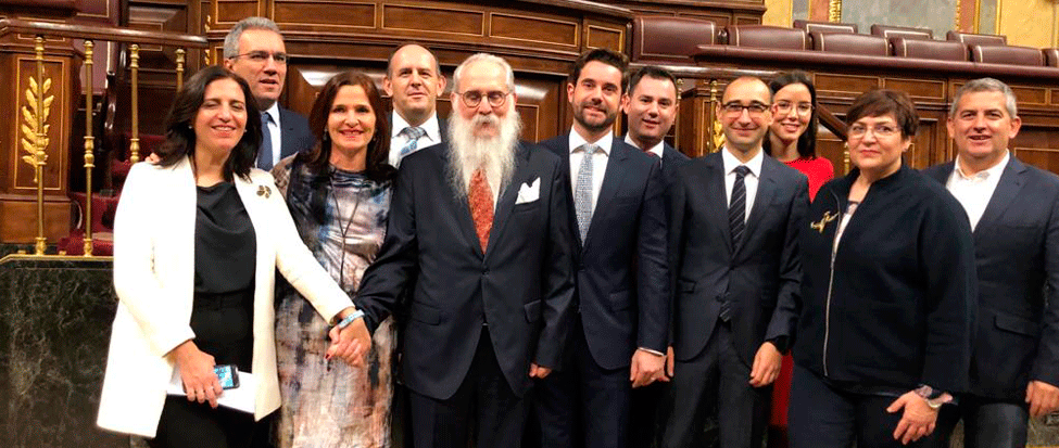 <p><strong>Constituci&oacute;n de las Cortes Generales&nbsp;</strong><strong>con Antidio Fag&uacute;ndez en el Congreso y Jos&eacute; Fern&aacute;ndez en el Senado</strong></p>