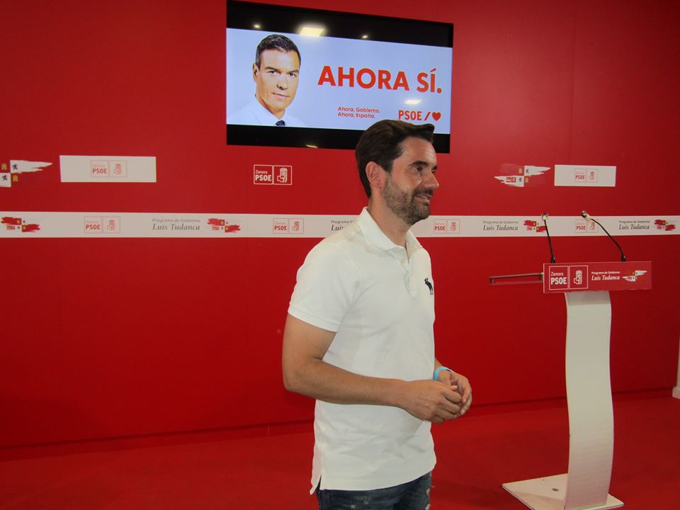 <strong>El PSOE muestra su solidaridad con los vecinos y municipios afectados por el incendio de Aliste y Alba</strong>