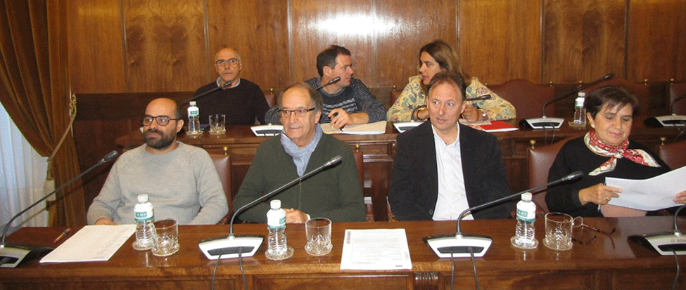 <div><strong>El PSOE reclama un plan urgente apoyo&nbsp; y rescate a la Hosteler&iacute;a y al Turismo Rural</strong></div>