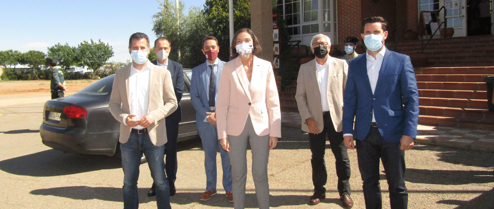 <strong>Reyes Maroto visita LatemAluminium en Villabr&aacute;zaro y muestra el compromiso del Gobierno</strong>