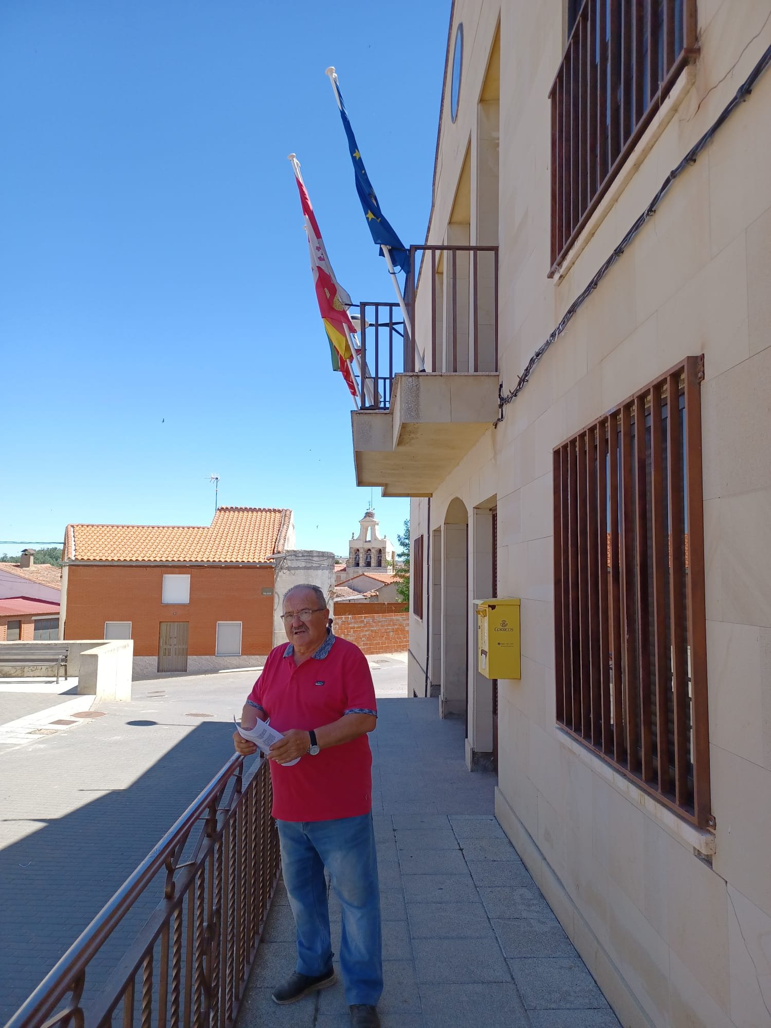 <strong>El PSOE de B&oacute;veda de Toro requiere al Ayuntamiento para que libere y pavimente la Traves&iacute;a Calle Vista Alegre &ldquo;ocupada il&iacute;citamente&rdquo;</strong>