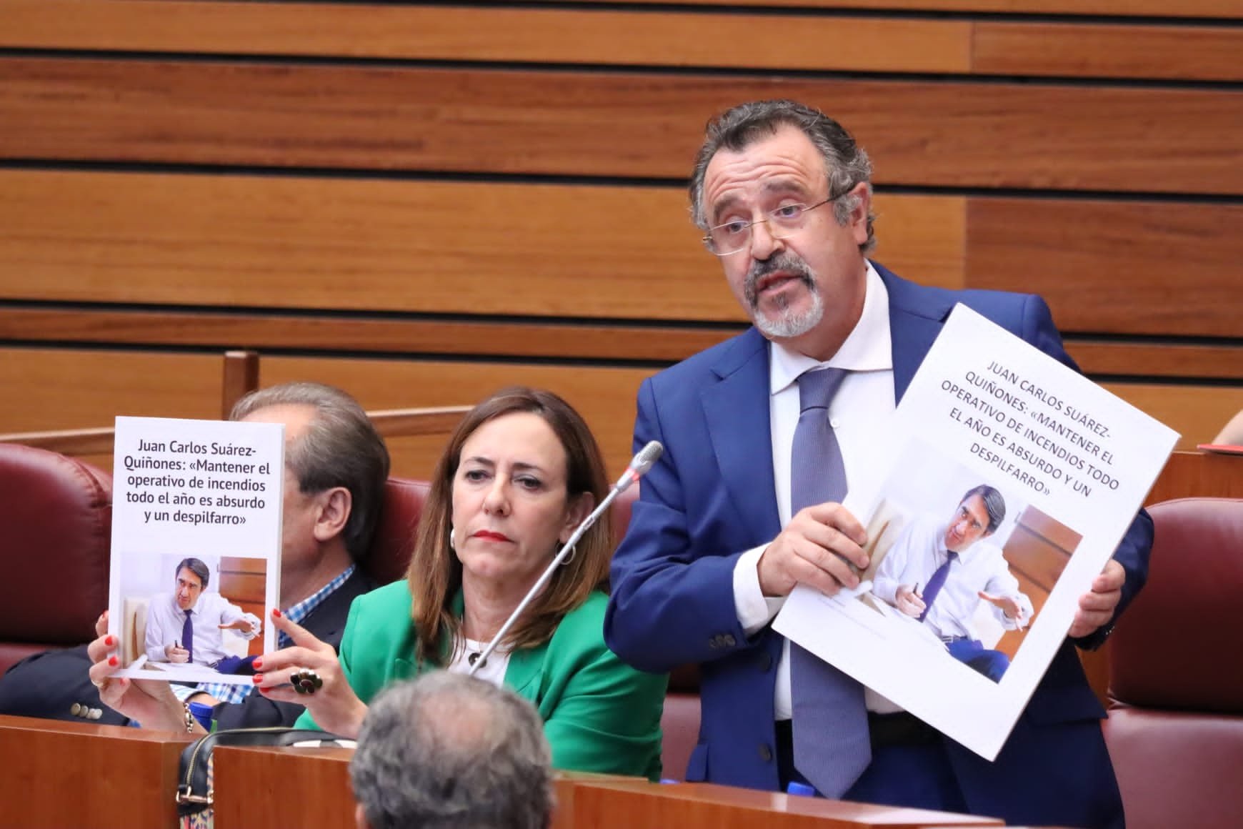 <div><strong>Mart&iacute;n Benito al Consejero de Medio Ambiente: &ldquo;&iquest;Asumir&aacute; usted su responsabilidad? Valore si tiene que presentar su dimisi&oacute;n&rdquo;</strong></div>