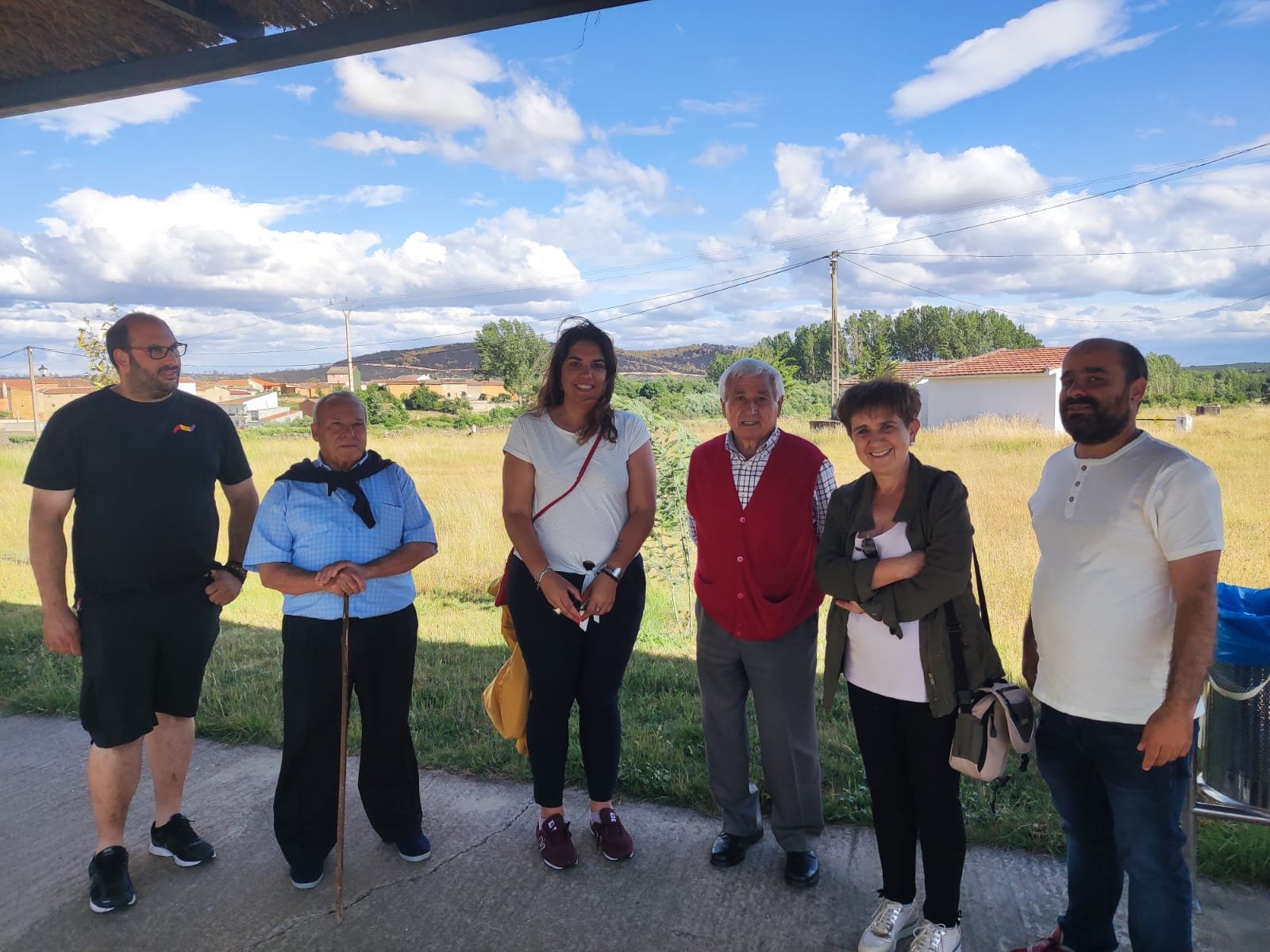 <strong>Carracedo de Vidriales muestra su agradecimiento a los Bomberos de Benavente y Rionegro&nbsp; por su intervenci&oacute;n en el incendio del pasado domingo</strong>