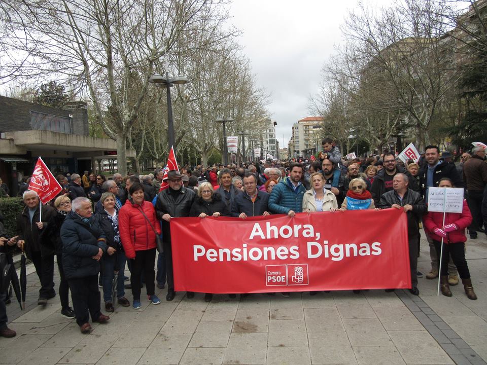 <div><strong>El PSOE de Zamora celebra el 1º de Mayo, Día Internacional del Trabajo</strong></div> <div><strong>El PSOE de Zamora celebra el 1º de Mayo, Día Internacional del Trabajo</strong></div>