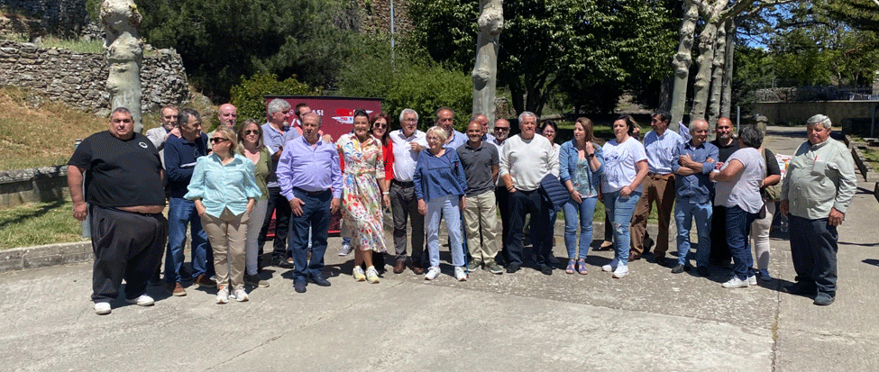 <strong>El PSOE presenta a sus candidatos municipales en Sanabria y Carballeda </strong> <strong>El PSOE presenta a sus candidatos municipales en Sanabria y Carballeda </strong>