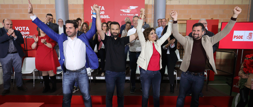 <strong>Mitin del PSOE en el Pabellón Deportivo de la Josa del Barrio de San José Obrero de Zamora </strong> <strong>Mitin del PSOE en el Pabellón Deportivo de la Josa del Barrio de San José Obrero de Zamora </strong>