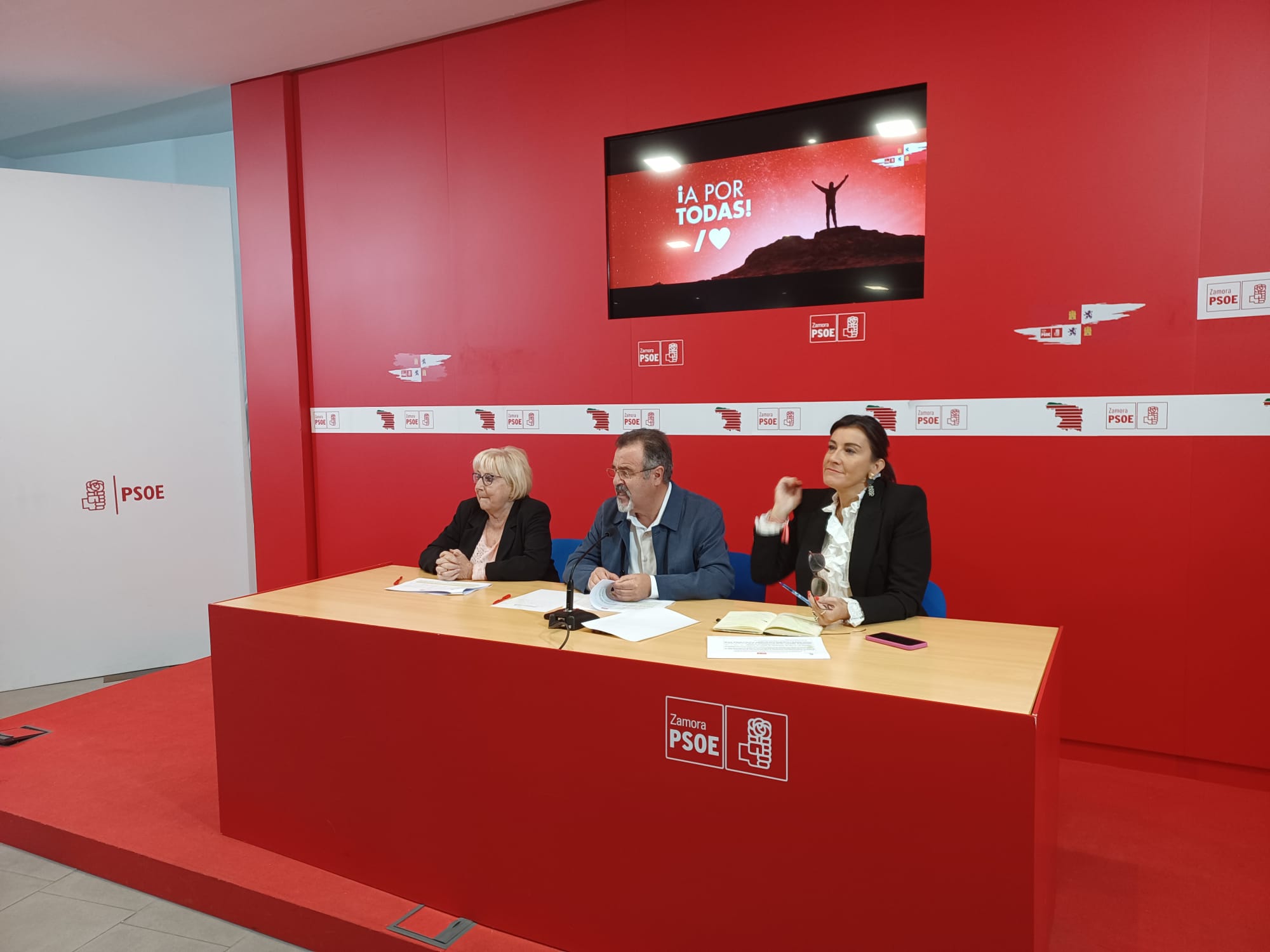 <strong>Las Cortes debaten mañana la proposición del PSOE instando a la Junta al inicio de las obras de la variante de la carretera ZA-713 a Pozoantiguo en 2024</strong> <strong>Las Cortes debaten mañana la proposición del PSOE instando a la Junta al inicio de las obras de la variante de la carretera ZA-713 a Pozoantiguo en 2024</strong>